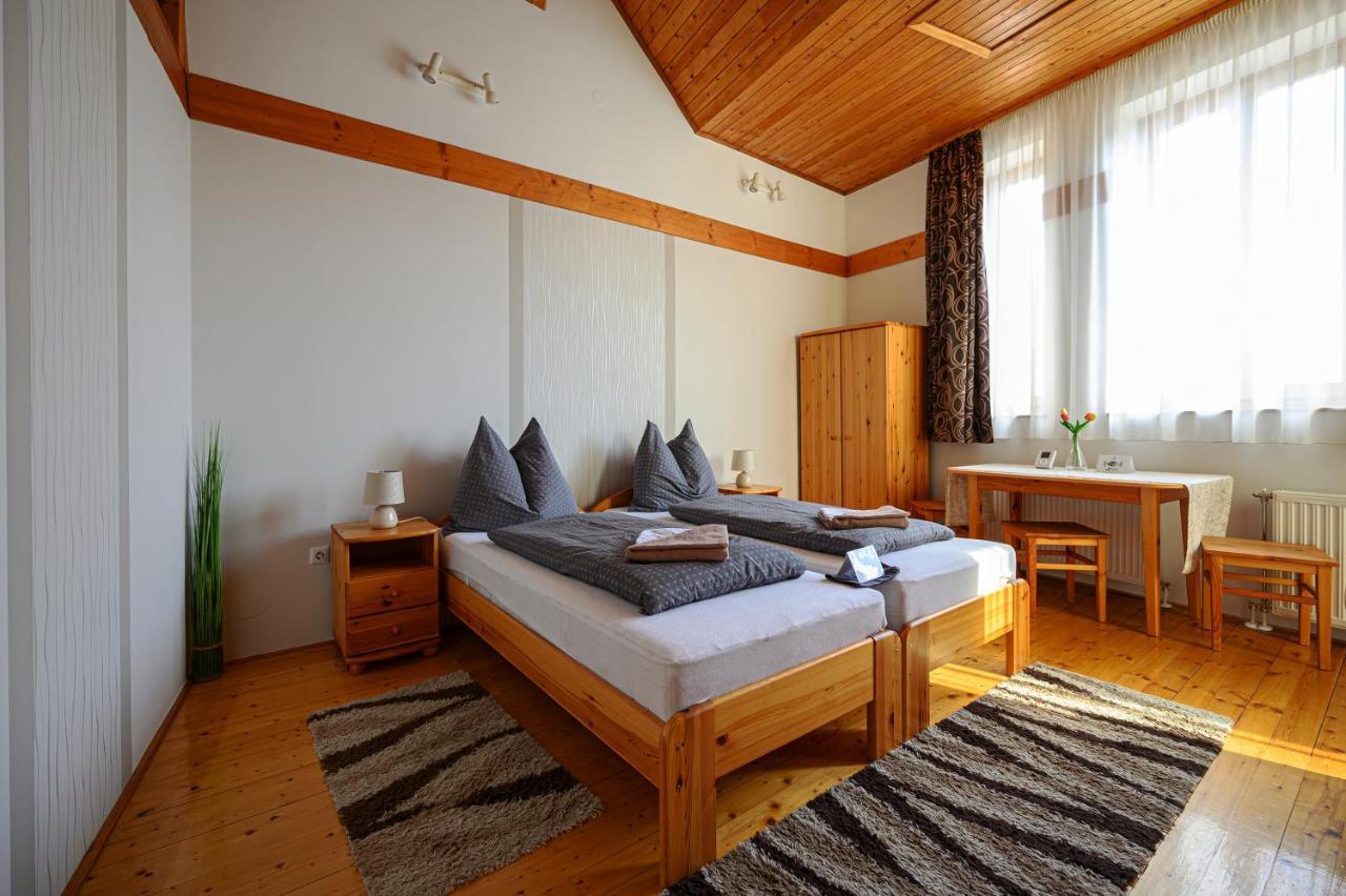 Nadasdi Haz Szekszárd Extérieur photo