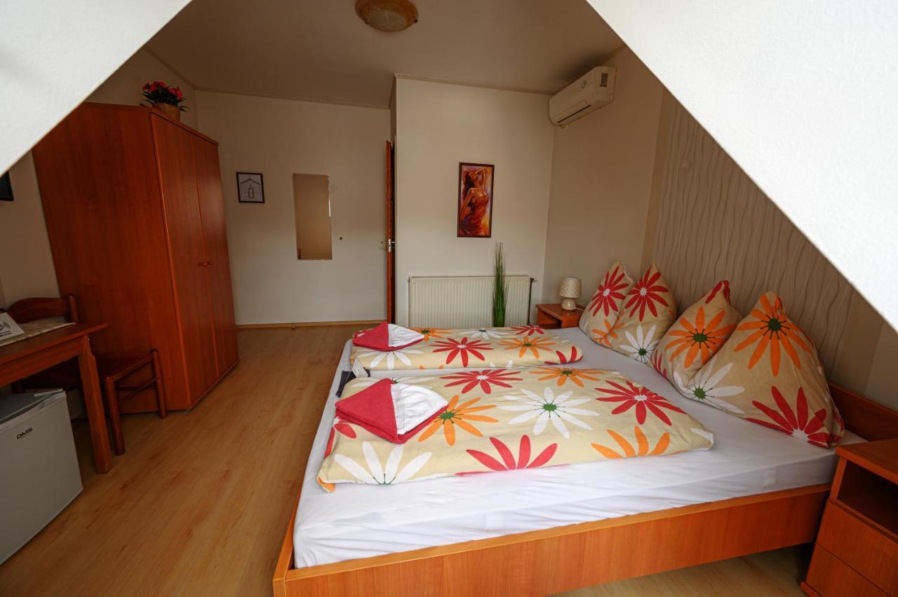 Nadasdi Haz Szekszárd Extérieur photo