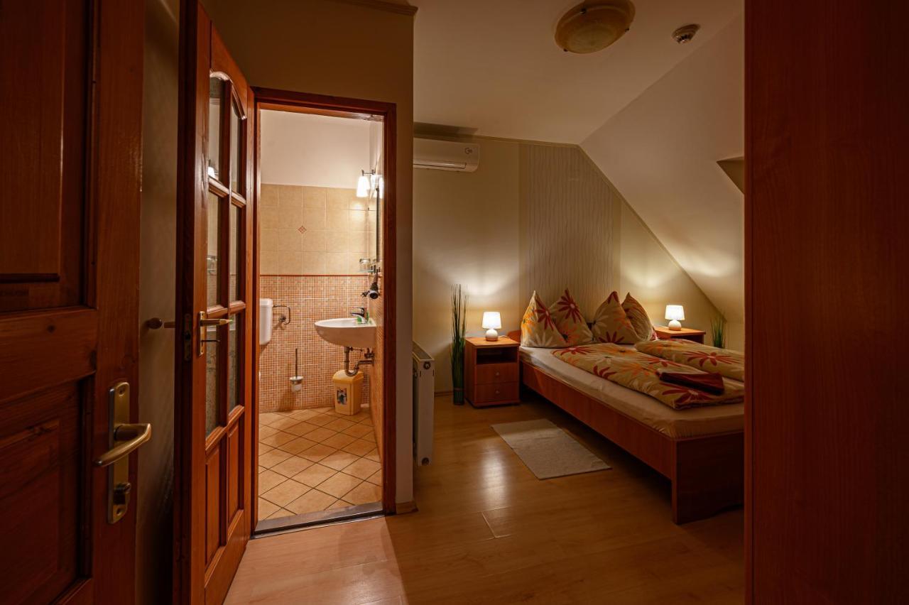 Nadasdi Haz Szekszárd Extérieur photo