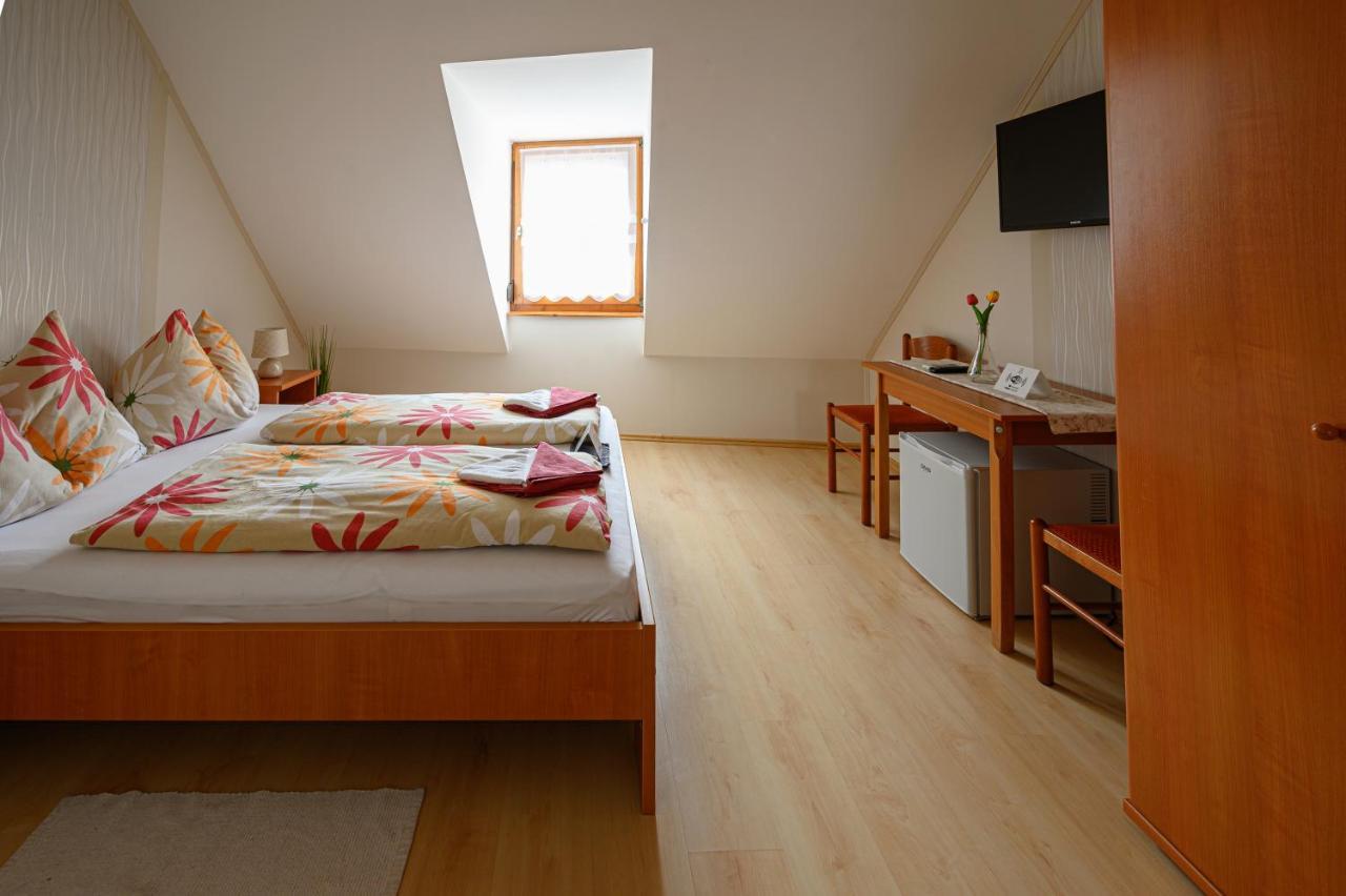 Nadasdi Haz Szekszárd Extérieur photo