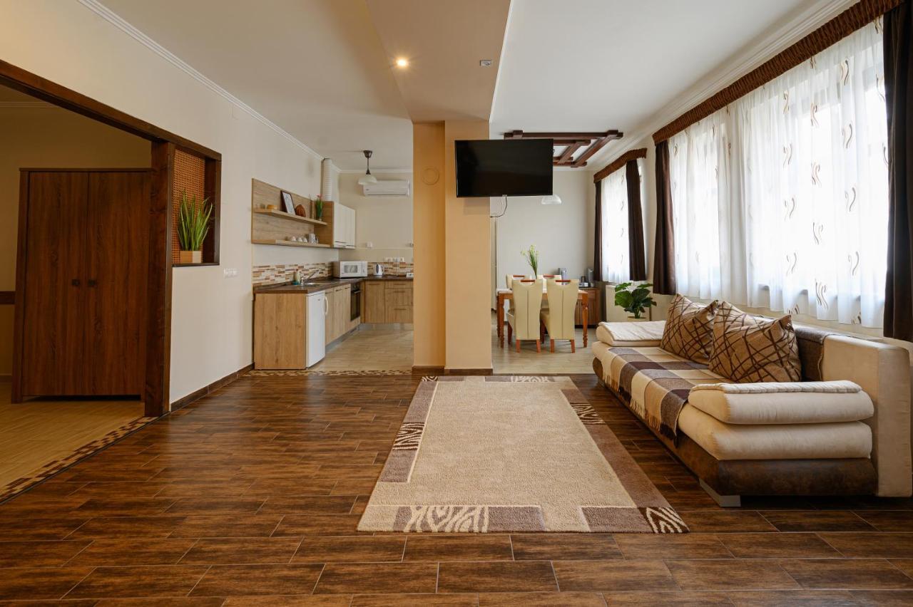 Nadasdi Haz Szekszárd Extérieur photo